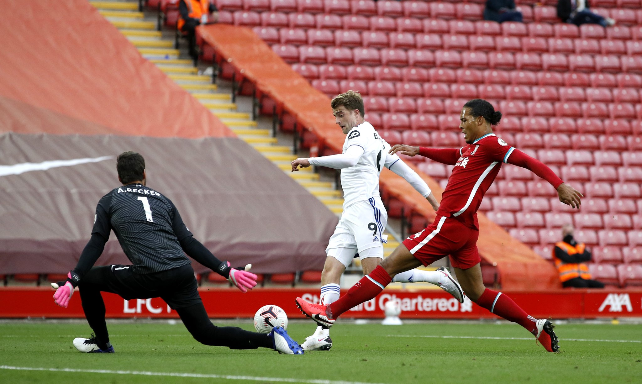 塔圖姆沉著 塔圖姆沉著